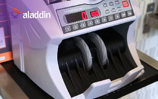 اجهزه علميه والات دقيقه و كيماويات معامل